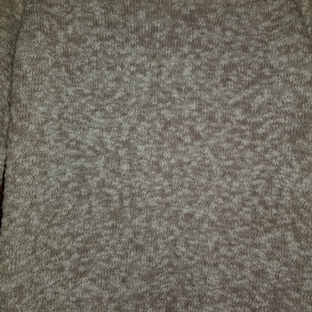 Sweater - Picture 2 of 3